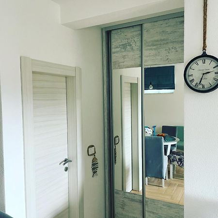 Studio Apartman Happy Home Tivat Exterior foto