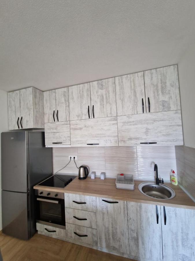 Studio Apartman Happy Home Tivat Exterior foto